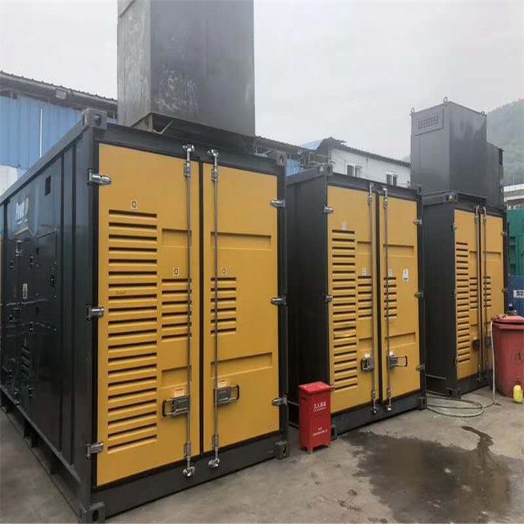 任县温度变化对不同类型欠压保护装置的可靠性影响有何差异？